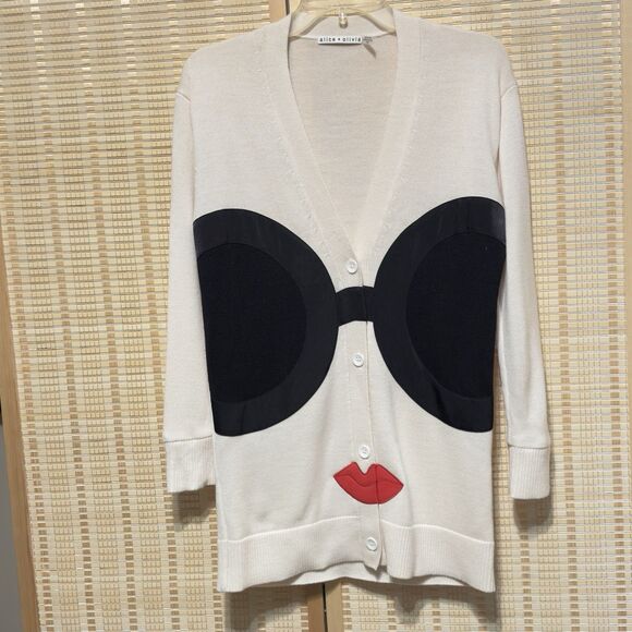 Alice + Olivia Bradford Stace Face Grandpa Cardigan Sz XS Extra Small Lips Cream - Picture 1 of 15
